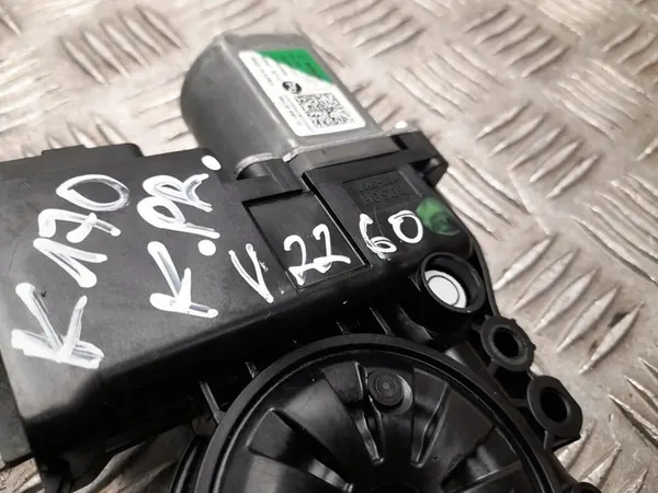 Raamopenermotor Hyundai Kona II 2023 Voor Links OEM 82450-BE110 image 3