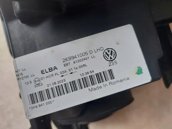 Vasen Etuvalaisin - VW Caddy V - 2020 - OEM 2K8941005D - 2 image 8