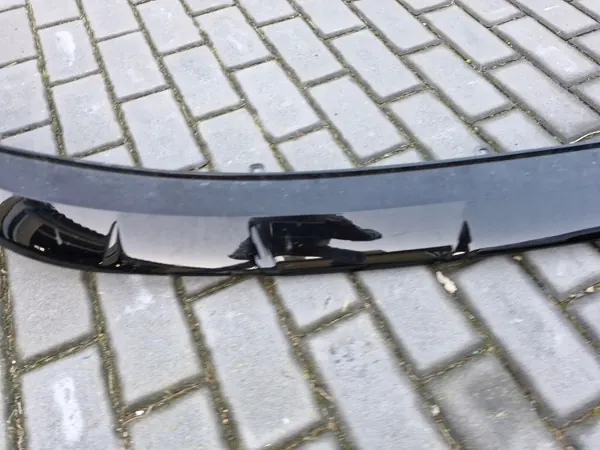 Spoiler Audi E-Tron Delantero OEM 4KE807061E Negro image 3