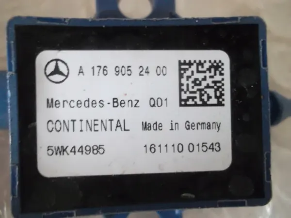 Mercedes A-klass fotgängarskydd stötsensor OEM A1769052400 image 3