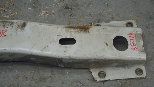 Renault Master III etupuskurin palkki OEM JKM23641 image 6