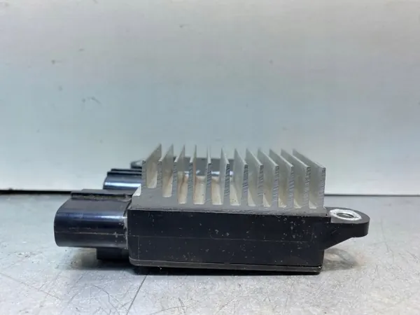Subaru Ascent Lüfterrelais OEM 4993003640 - Gebraucht image 4