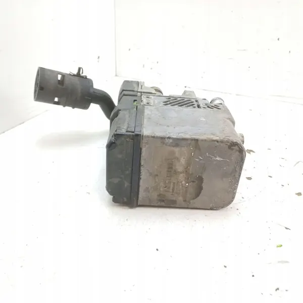 Webasto pysäköintilämmitys OEM 9025427A VW Amarok image 3