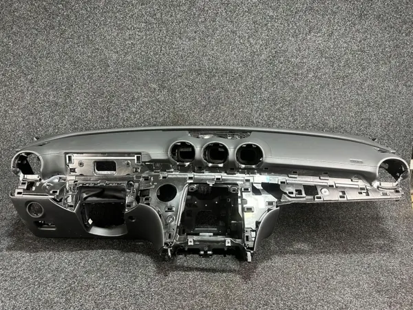 Mercedes W206 C-Klasse Dashboardconsole OEM A2068601002 image 2