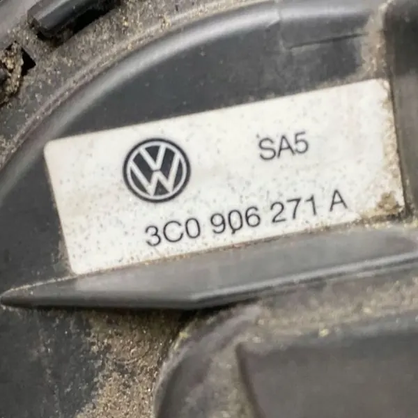 Audi Q3 8U OEM-osat 3C0201797D - Käytetty Audi OE image 7