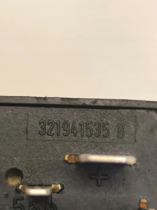 Nebelscheinwerfer-Schalter Volkswagen OE 321 941 535 B image 6