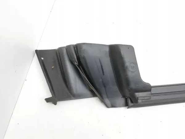 Tesla AMD145381 achterdeur raamrubber - linkerkant image 10