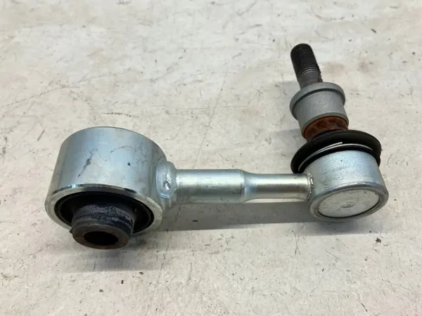 OYT24232 Stabilisatorlenker hinten für Toyota Corolla E21 image 3