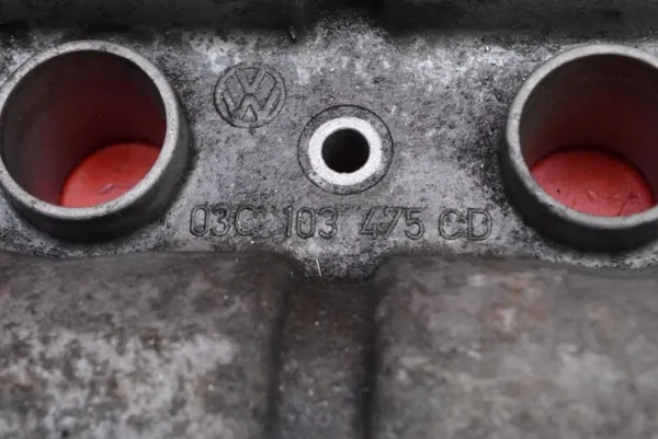 Venttiilikansi OEM 03C103475CD VW Touran 1.4 TSI:lle image 6
