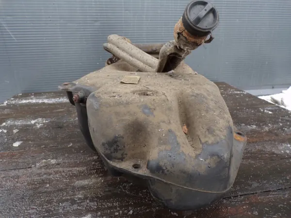 Réservoir carburant Toyota Yaris OEM avec pompe image 3