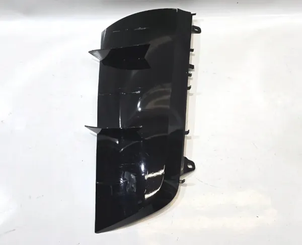 Ohjaamon kulmaspoileri vasen OEM A9607510630 Mercedes image 2