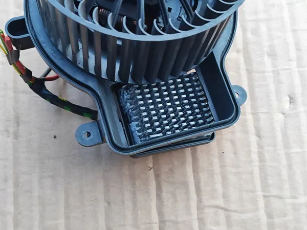 Blåsfan Peugeot 3008 5008 T3953002 image 5