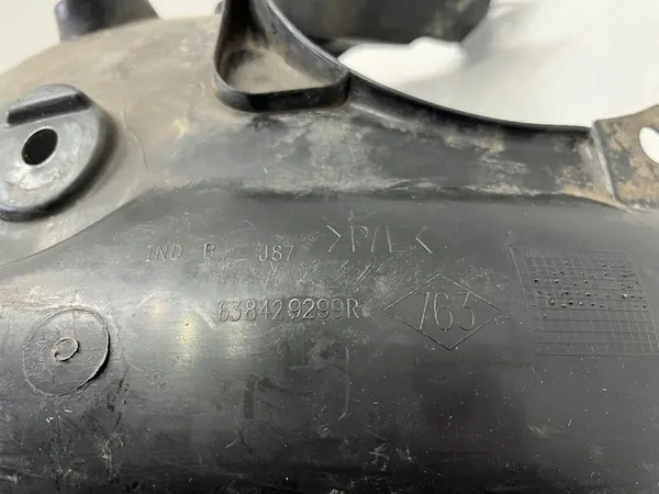 RENAULT CAPTUR I Front Right Wheel Arch Rear 638429299R image 8