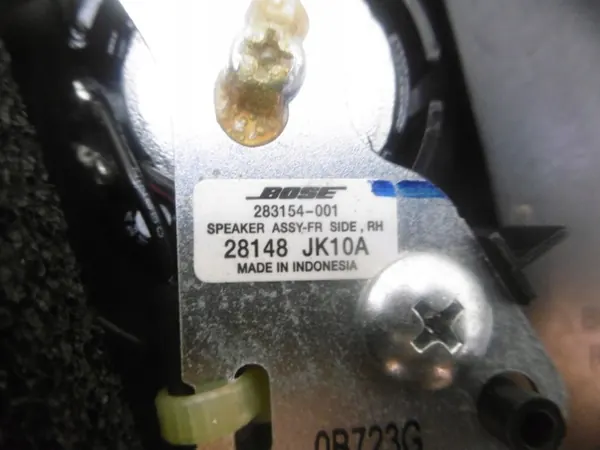 Moldura vidro porta dianteira direita OEM 802D41MA0A Infiniti image 10