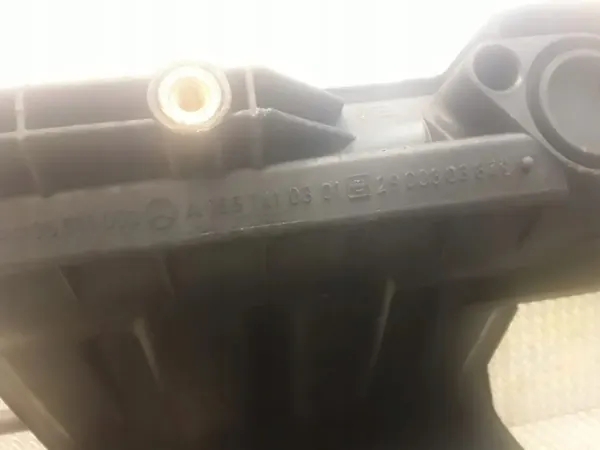 Colector de admisión OEM A1661410301 para Mercedes-Benz Clase A image 4