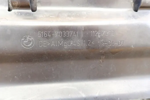 Reforço superior dianteiro BMW 5 E60 E61 51647033741 OE image 9