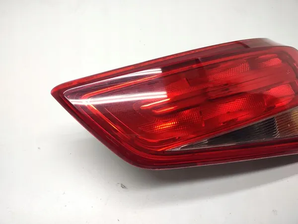 AUDI A1 8X Luz Trasera Derecha 2010-2014 OEM image 2