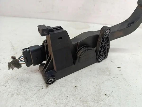 Gaspedal Chevrolet Captiva 2.2 VCDI OEM 20905699 image 2