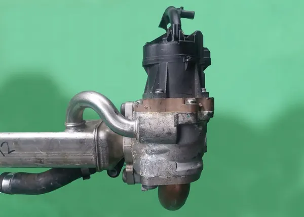 Válvula EGR Iveco Daily IV V 2006 2.3 HPI 3.0 HPI OE 504388655 image 6