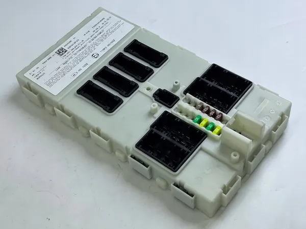 Module de contrôle FEM BMW F30 F31 6824386 image 2
