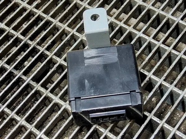 Contrôleur ASC OEM 3888582C00 pour Suzuki Jimny image 3