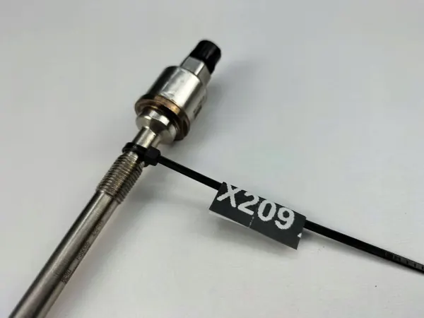 Vela de pré-aquecimento OEM E2529010907 para Opel Astra J image 4