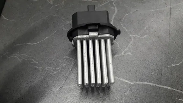 Weerstand Citroen C3 5HL008941-14 image 2