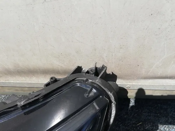 Linker full LED-koplamp Peugeot 208 II image 2