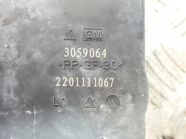 Framdörrslås Chevrolet Silverado GMC Sierra 2019- image 7