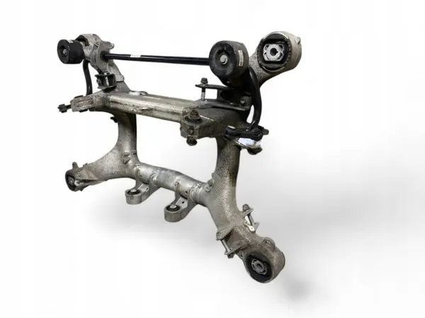 BMW Hintere Hilfsrahmen OEM 6866423 - Gebraucht image 5