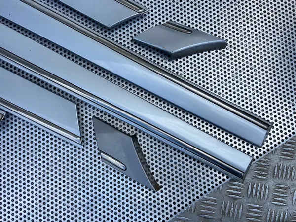 Rivestimento porta posteriore destro MERCEDES BENZ W203 C-CLASS II 744 OEM image 2