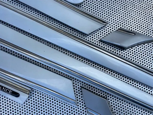 Rivestimento porta posteriore destro MERCEDES BENZ W203 C-CLASS II 744 OEM image 3