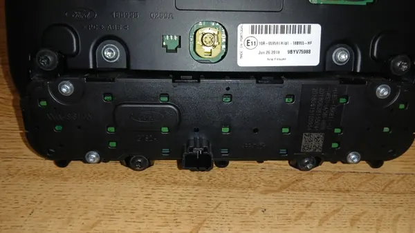 Radio Ford Fiesta MK8 OEM H1BT-18D832-AP image 6