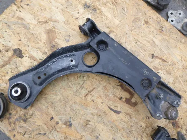 Braccio di Controllo Sinistro VW Polo VI T-Cross 2021 image 3