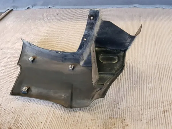 Extrémité de garde-boue OEM MR438733 pour Mitsubishi Pajero II image 5