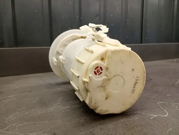 Brandstofpomp Renault Megane II 2.0 16V 8200029163C image 6