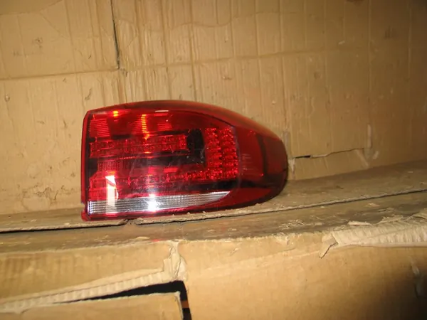 VW Tiguan 1 5N0 Luz Trasera Derecha LED 2011-2016 image 3