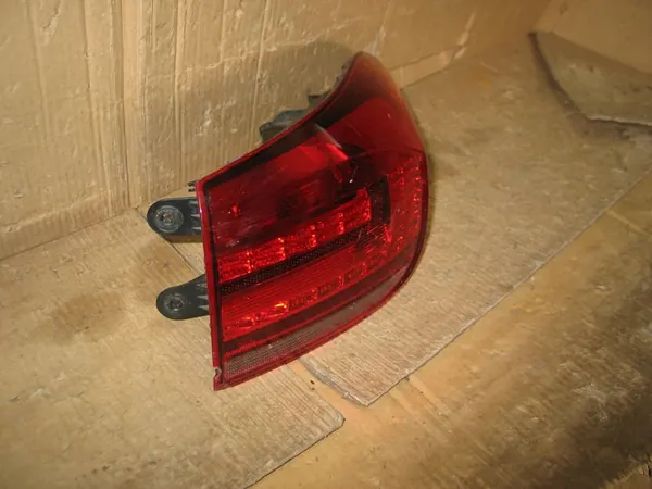 VW Tiguan 1 5N0 Luz Trasera Derecha LED 2011-2016 image 7