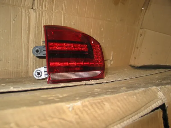VW Tiguan 1 5N0 Luz Trasera Derecha LED 2011-2016 image 9