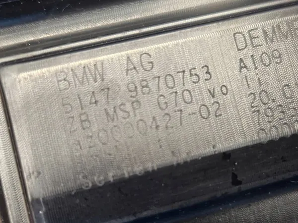 BMW 7 G70 Frontschwellerabdeckung OEM QUA11371 image 4