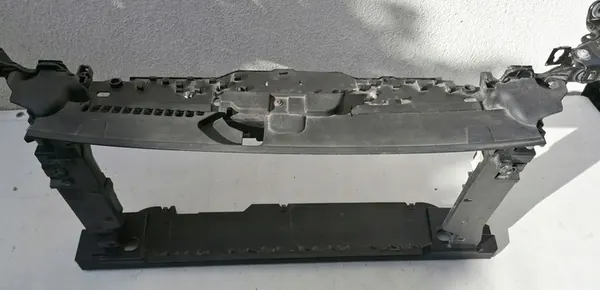 AUDI A1 II Frontstoßstangenverstärkung 82A805588 image 8