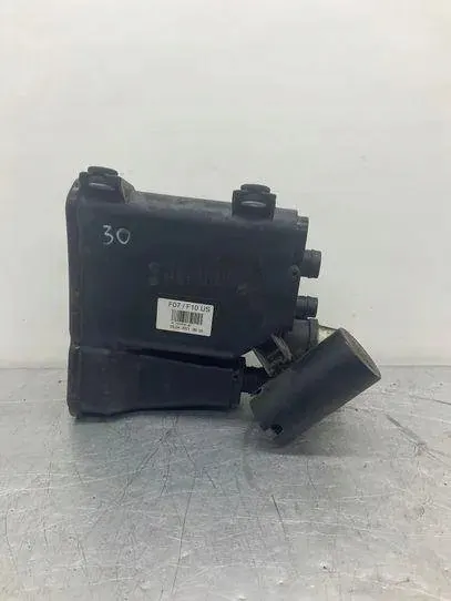 BMW 5 (F10) DPF F07F10US 4.4L Essence 300kW 2011 image 2