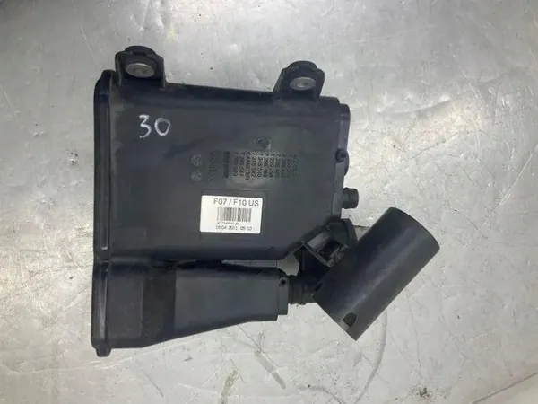 BMW 5 (F10) DPF F07F10US 4.4L Essence 300kW 2011 image 4