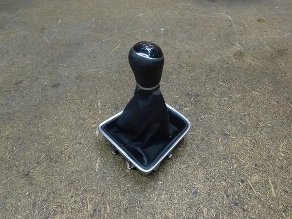 VW SHARAN 7N Gear Knob 6-Speed Complete 5N0711113S image 2