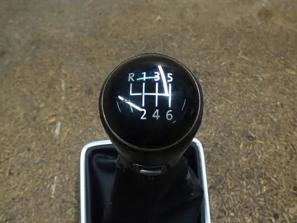 VW SHARAN 7N Gear Knob 6-Speed Complete 5N0711113S image 8