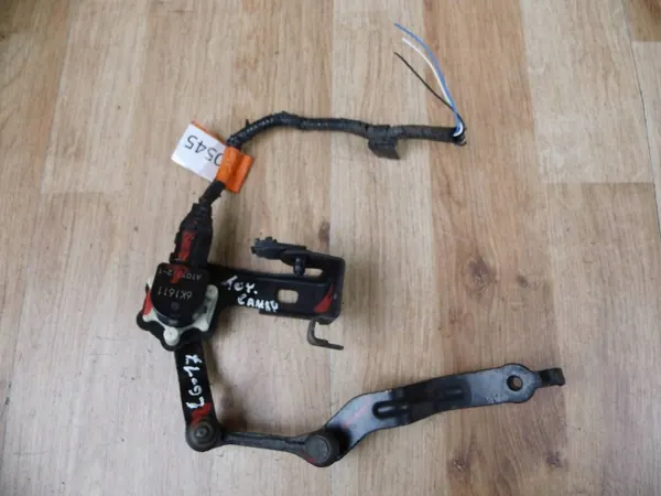 Bakre vänster nivåsensor OEM 8940847020 för Toyota Prius image 2