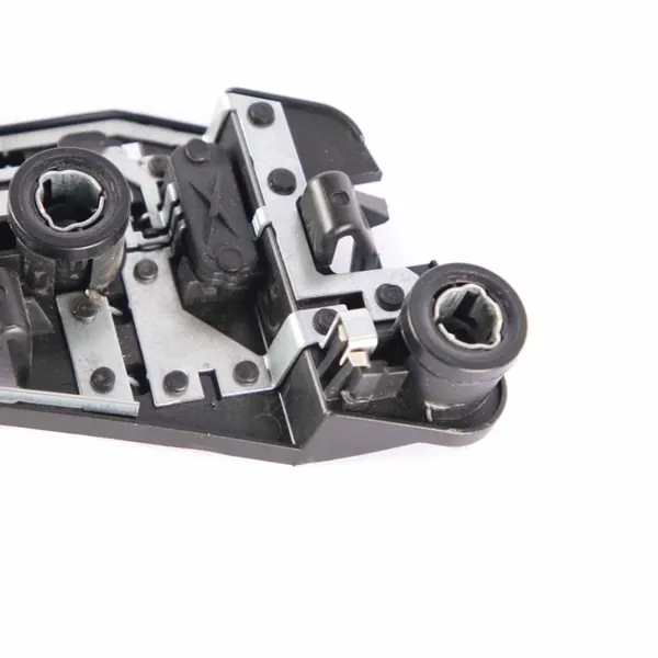 BMW F10 M5 Höger Baklyktasockel OEM 7344646 image 6