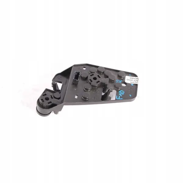 BMW F10 M5 Höger Baklyktasockel OEM 7344646 image 9