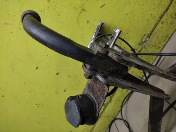 SAAB 9-3 II Trekhaak OEM HAK HOLOWNICZY - Gebruikt image 3