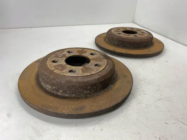 Jeep Grand Cherokee 2018 Conjunto de discos de freio traseiros OEM 68035022AE image 2